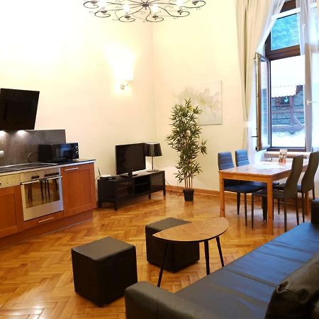 Aparthotel Old City Красков Екстериор снимка