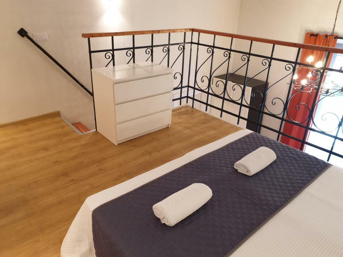 Aparthotel Old City Красков Екстериор снимка